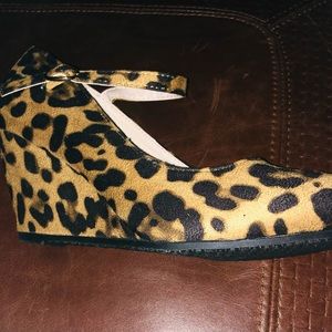 Brand New! Mary Jane style suede leopard wedge shoes.